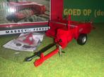 Massey Ferguson 224 balenpers, Ophalen of Verzenden, Nieuw, Tractor of Landbouw, Universal Hobbies