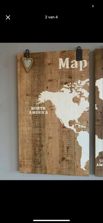 Wanddecoratie - Wereldkaart 3-luik beschikbaar voor biedingen