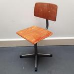 Leuk vintage schoolstoeltje voor kinderen (NL - jaren '70), Kinderen en Baby's, Kinderkamer | Tafels en Stoelen, Ophalen, Gebruikt