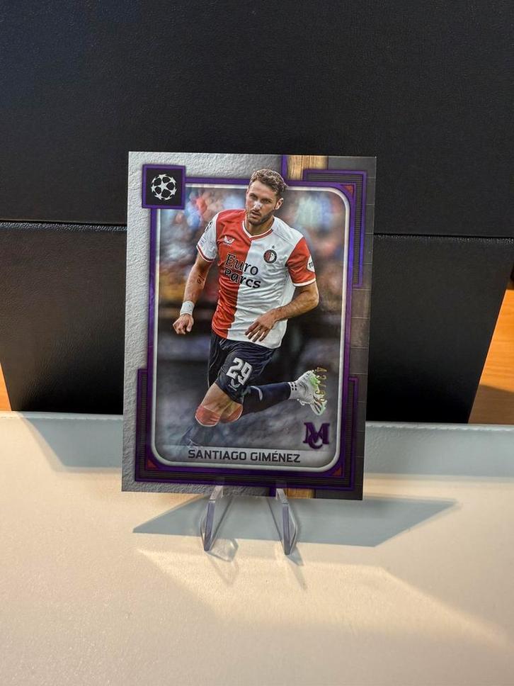 Santiago Gimenez Merlin Topps 43/99 numbered!, Verzamelen, Sportartikelen en Voetbal, Nieuw, Ophalen of Verzenden