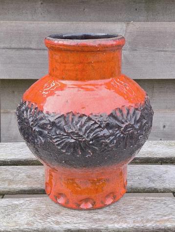 Prachtige vintage West Germany vaas.  beschikbaar voor biedingen