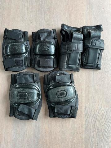 Knie/elleboog/pols beschermer kind beschikbaar voor biedingen