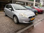 Fiat Grande Punto 1.4-16V Emotion | INRUILKOOPJE | APK TOT 0, Auto's, Fiat, Voorwielaandrijving, Stof, Gebruikt, Metallic lak