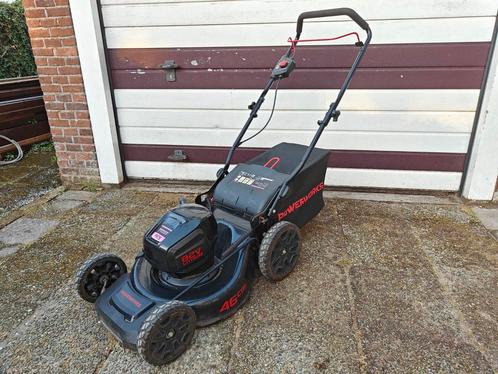 Powerworks 82V 46cm grasmaaier incl accu en lader, Tuin en Terras, Grasmaaiers, Gebruikt, Accu-grasmaaier, 40 t/m 49 cm, Cirkelmaaier