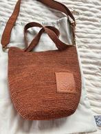 Loewe Slit Mini tas, Sieraden, Tassen en Uiterlijk, Tassen | Damestassen, Ophalen of Verzenden, Nieuw, Bruin