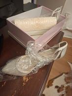 Hele nette pumps met een bijpassende tas, Ophalen, Zo goed als nieuw, Zwart, Sneakers of Gympen