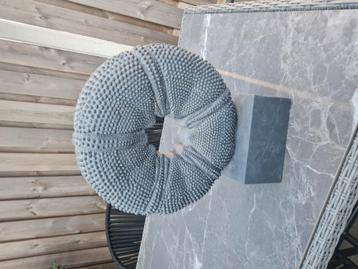 Grijs ornament kwantum  beschikbaar voor biedingen