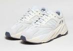 Yeezy 700 - Analog (42), Nieuw, Ophalen of Verzenden, Yeezy, Wit