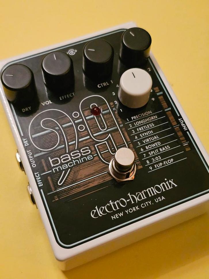 Electro-Harmonix Bass9  Machine, Muziek en Instrumenten, Effecten, Zo goed als nieuw, Overige typen, Ophalen of Verzenden