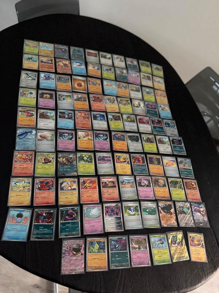 Hitjes pokemon kaarten 177 stuks, Hobby en Vrije tijd, Verzamelkaartspellen | Pokémon, Zo goed als nieuw, Meerdere kaarten, Ophalen of Verzenden