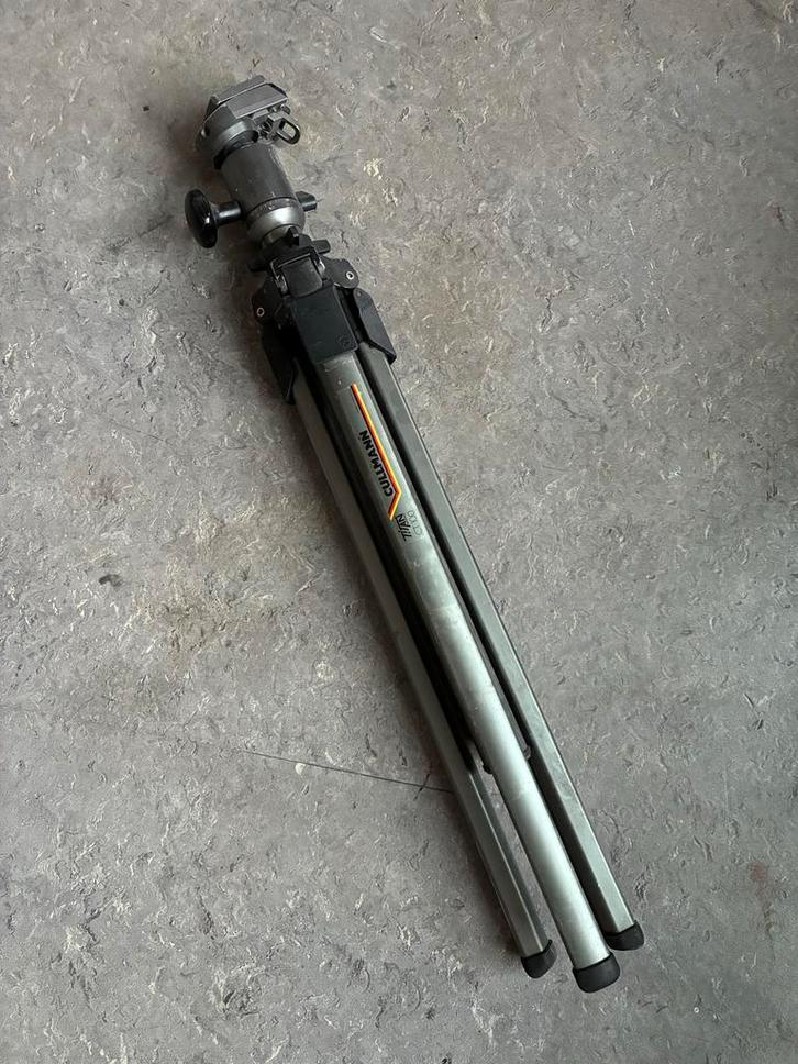 Videostatief met balhoofd - Cullmann Titan CT100, Audio, Tv en Foto, Fotografie | Statieven en Balhoofden, Gebruikt, Driepoot