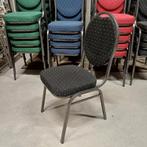 +/- 90 stapelstoelen stackchairs partij stoelen, Ophalen, Gebruikt, Bruin, Vijf, Zes of meer stoelen
