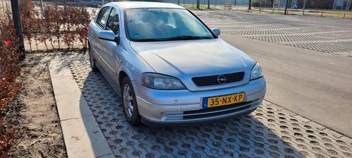 Opel Astra 1.6 8V 5D 2004 Grijs, Auto's, Opel, Particulier, Astra, Benzine, D, Hatchback, Handgeschakeld, Origineel Nederlands