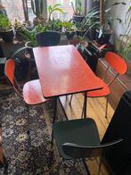 Vintage stoelen en tafel formica, Ophalen