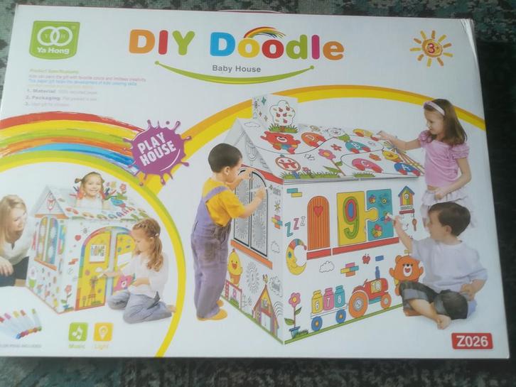 DIY Doodle Babyhuis - Kleur je eigen speelhuis!, Kinderen en Baby's, Speelgoed | Speeltenten, Nieuw, Ophalen of Verzenden