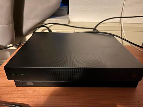 Xbox One X Project Scorpio limited edition Incl. Controller, Spelcomputers en Games, Spelcomputers | Xbox One, Nieuw, Xbox One X