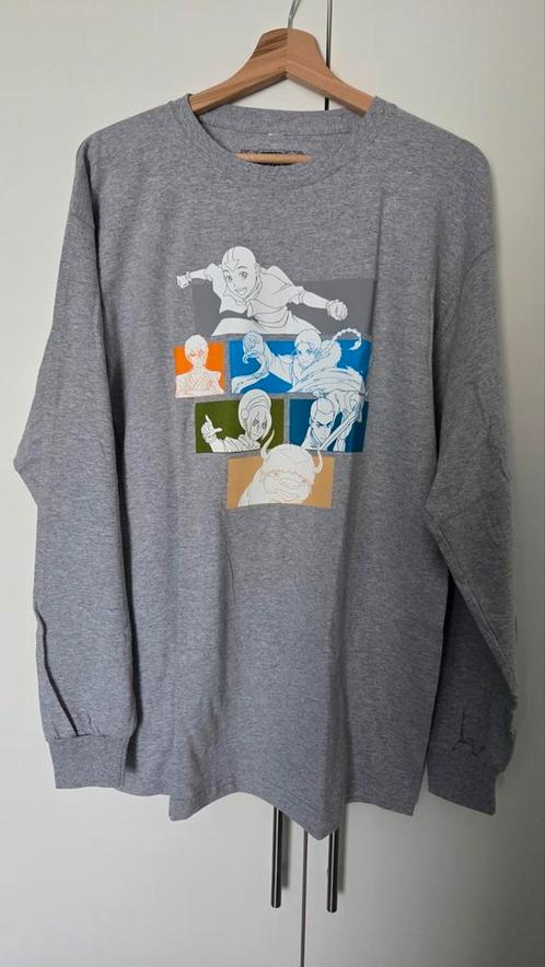 Avatar - Last Airbender - Concert exclusive shirt - Size L, Kleding | Heren, T-shirts, Nieuw, Maat 52/54 (L), Grijs, Ophalen of Verzenden