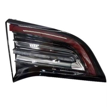 Links binnen achterlamp voor Tesla Model 3 en Y 2017-2024 beschikbaar voor biedingen