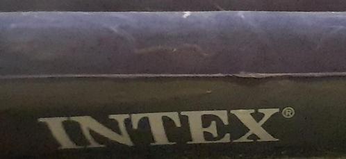 Intex eenpersoons Luchtbed 185 x 75, Caravans en Kamperen, Luchtbedden, Zo goed als nieuw, 1-persoons, Ophalen of Verzenden