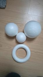 Piepschuim Styropor Tempex ballen en ring, Ophalen of Verzenden
