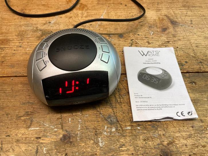 Elektrische wekker, Witgoed en Apparatuur, Wekkers, Zo goed als nieuw, Digitaal, Ophalen