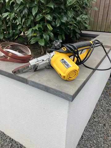 Powerplus Bandschuurmachine X139 - Gebruikt beschikbaar voor biedingen
