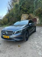 Mercedes-Benz A-Klasse A180 1.6  2013 Grijs, Auto's, Mercedes-Benz, Voorwielaandrijving, 65 €/maand, 4 cilinders, Leder en Stof