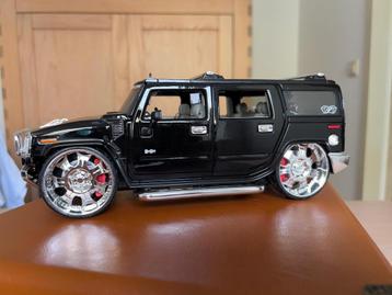 Schaalmodellen auto’s en motoren (1:18) beschikbaar voor biedingen