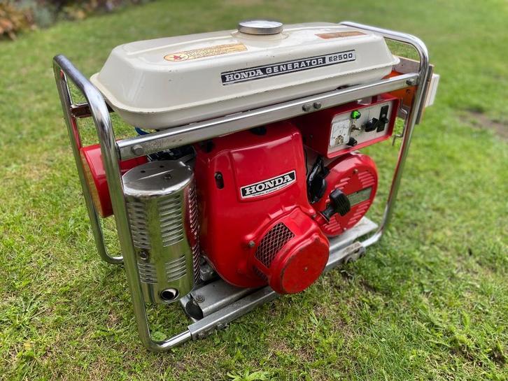 Honda e2500 Uniek Exemplaar Verzamelstuk, Doe-het-zelf en Verbouw, Compressors, Zo goed als nieuw, 100 liter of meer, Minder dan 200 liter/min