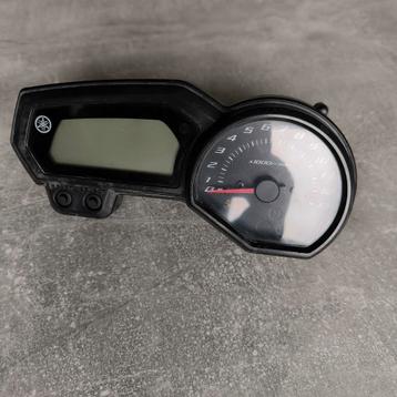 Yamaha xj6n display kilometerteller met defectje beschikbaar voor biedingen