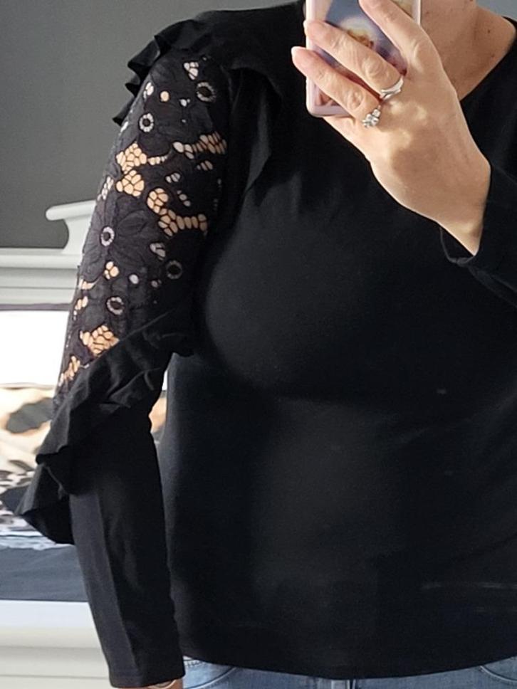 CAPSULE zwart shirt met aparte open mouwen maat M Nieuw, Kleding | Dames, Tops, Nieuw, Maat 38/40 (M), Zwart, Lange mouw, Ophalen of Verzenden