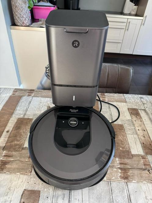 Irobot Roomba I7+, Witgoed en Apparatuur, Stofzuigers, Zo goed als nieuw, Robotstofzuiger, Minder dan 1200 watt, Ophalen of Verzenden