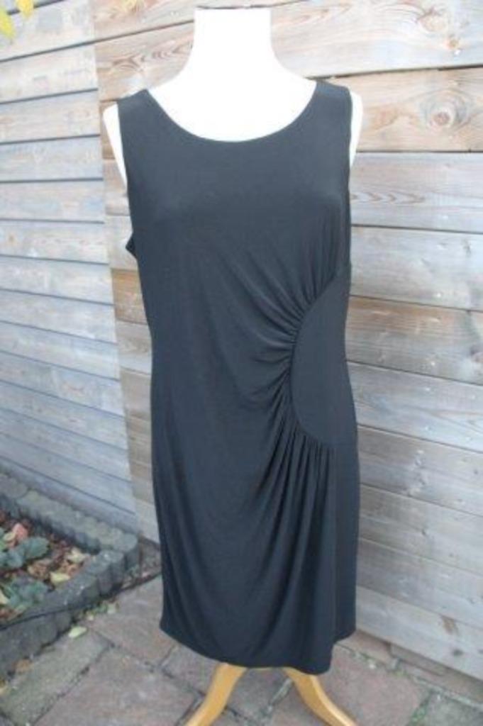 Jurk zwart Joseph Ribkoff mt 46 Vaste prijs AANBIEDING, Kleding | Dames, Jurken, Zo goed als nieuw, Maat 46/48 (XL) of groter
