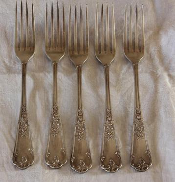 Oud verzilverd bestek 5 vorken beschikbaar voor biedingen