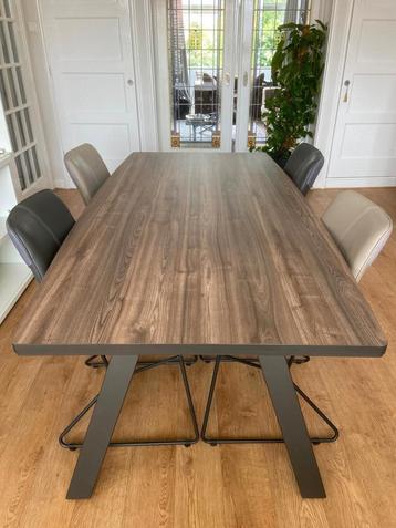 XOOON Domani complete woonkamer eetkamer set zo goed als nw beschikbaar voor biedingen
