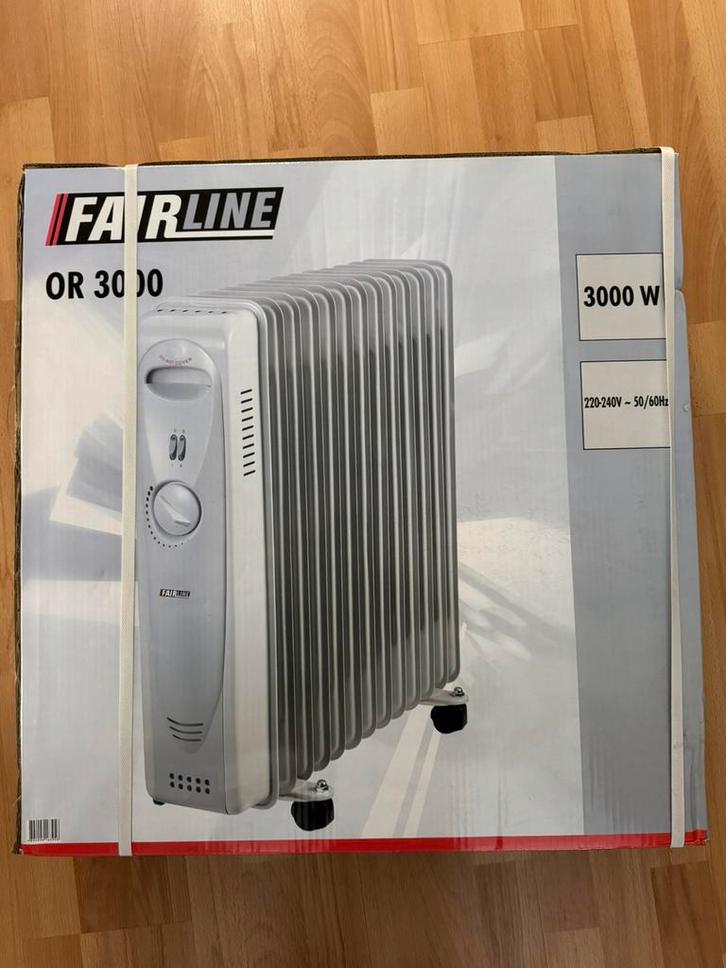 Nieuw in doos elektrische radiator bijverwarmen, Doe-het-zelf en Verbouw, Verwarming en Radiatoren, Nieuw, Radiator, 800 watt of meer