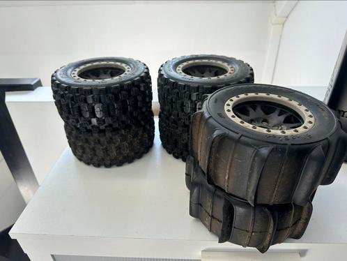 Proline mx43 badland en slingshot banden kraton outcast 8s, Hobby en Vrije tijd, Modelbouw | Radiografisch | Auto's, Nieuw, Onderdeel