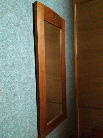 vintage spiegel met facetrand en houten lijst 45 x 91 cm beschikbaar voor biedingen