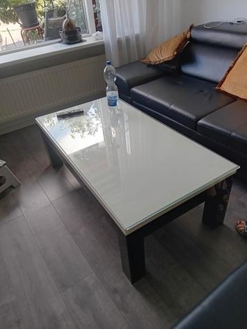Koffietafel - In nette staat! beschikbaar voor biedingen