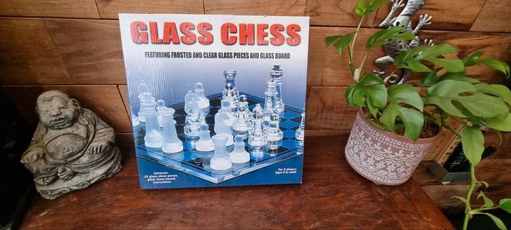 ️ Glazen Schaakspel – Frosted & Clear Glass Set, Hobby en Vrije tijd, Gezelschapsspellen | Bordspellen, Zo goed als nieuw, Ophalen of Verzenden