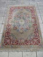Vintage vloerkleed met bloemen, Ophalen, Gebruikt, 100 tot 150 cm, 200 cm of meer