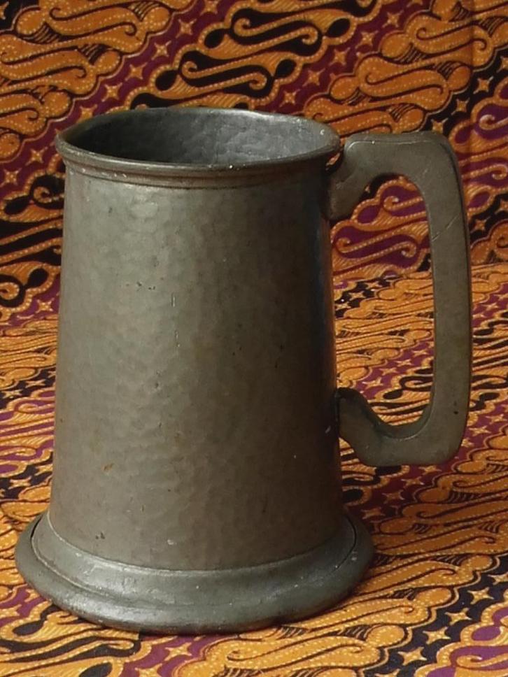 Mooie originele antieke Pint beker uit Engeland 13,2 cm., Antiek en Kunst, Antiek | Tin, Ophalen of Verzenden