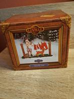 Luville Laundry Santa, Ophalen, Nieuw