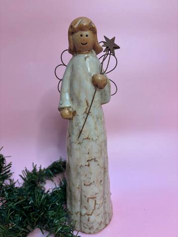 Mooie kerstengel geglazuurd keramiek en metaal beschikbaar voor biedingen