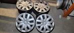 Set Suzuki Swift stalen velgen 15 inch met wieldoppen, Ophalen, Gebruikt, 15 inch, Velg(en)