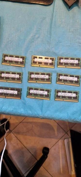 Pc 3 laptop geheugen 4GB ram 4 euro per stuk  beschikbaar voor biedingen