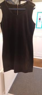 Zwarte mouwloze jurk - Brooker bijna gratis, Zwart, Brocker, Maat 42/44 (L), Ophalen of Verzenden