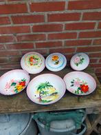 Set vintage roze emaille nestschalen schalen, Ophalen