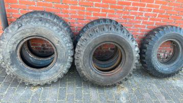5x banden 900x16 miltaire voertuig oa dodge wc beschikbaar voor biedingen
