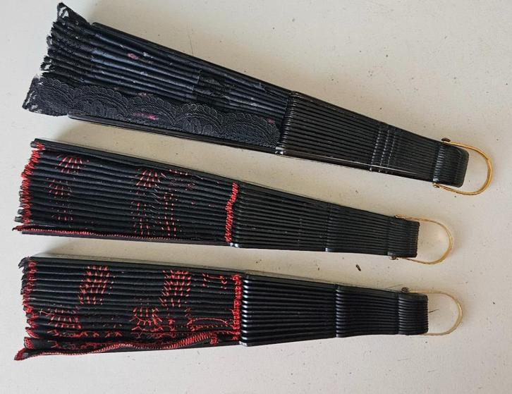 3 Nieuwe Spaanse Waaiers, Sieraden, Tassen en Uiterlijk, Uiterlijk | Haarverzorging, Nieuw, Ophalen of Verzenden